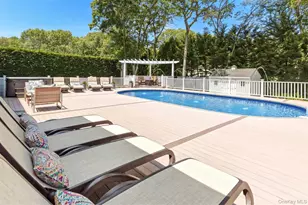 18 Squires Ave, East Quogue, NY 11942 - Photo 6
