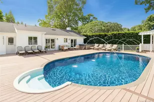 18 Squires Ave, East Quogue, NY 11942 - Photo 2