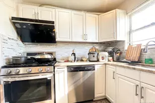 69-46 138th St, Flushing, NY 11367 - Photo 6