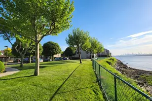 5-10 115th St, College Point, NY 11356 - Photo 4