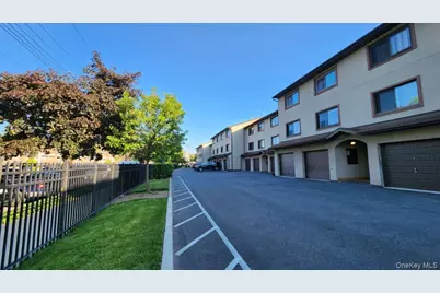 5-10 115 St #2C, College Point, NY 11356 - Photo 6