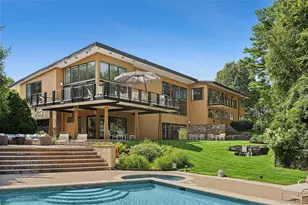 21 Lake Rd, Great Neck, NY 11020 - Photo 6