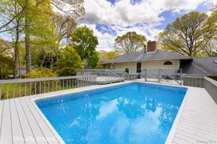 27 Bay Ave W, Hampton Bays, NY 11946 - Photo 46