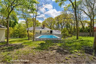 27 Bay Avenue W, Hampton Bays, NY 11946 - Photo 44