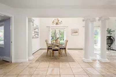 27 Bay Avenue W, Hampton Bays, NY 11946 - Photo 12