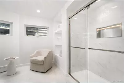 27 Bay Avenue W, Hampton Bays, NY 11946 - Photo 16
