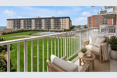 2 Richmond Road #3U, Long Beach, NY 11561 - Photo 12