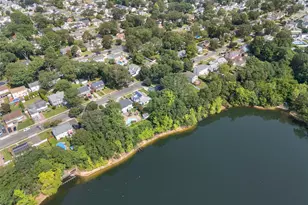 1850 Lenox Ave, East Meadow, NY 11554 - Photo 4
