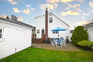361 Travis Ave, Elmont, NY 11003 - Photo 26