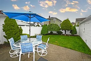 361 Travis Ave, Elmont, NY 11003 - Photo 28