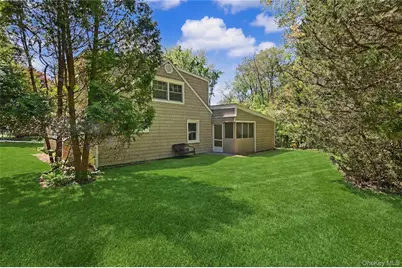 94 E East Way, Mount Kisco, NY 10549 - Photo 28