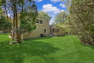 94 E East Way, Mount Kisco, NY 10549 - Photo 28
