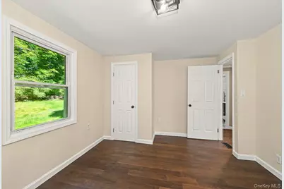 94 E East Way, Mount Kisco, NY 10549 - Photo 16