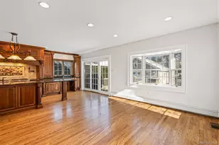 12 Davison Ave, East Rockaway, NY 11518 - Photo 14