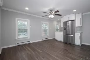 22 Park Ave, Amityville, NY 11701 - Photo 4