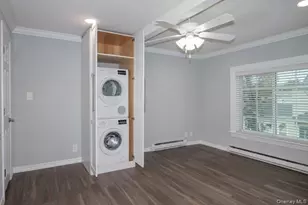 22 Park Ave, Amityville, NY 11701 - Photo 8