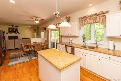 14 Glen Rock Circle, Highland, NY 12528 - Photo 10