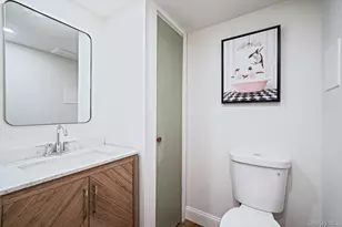 8 Woodhaven Pl, East Northport, NY 11731 - Photo 30