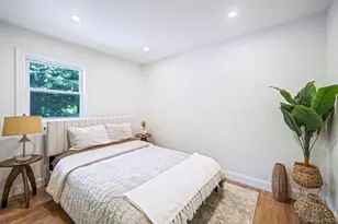 8 Woodhaven Pl, East Northport, NY 11731 - Photo 20