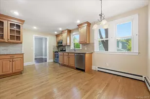 176 Wright Ave, Malverne, NY 11565 - Photo 18