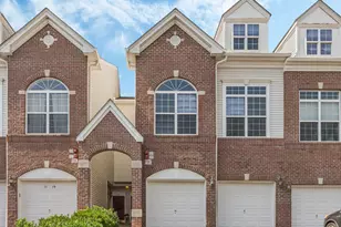 1115 Balsam Dr, New Windsor, NY 12553 - Photo 2