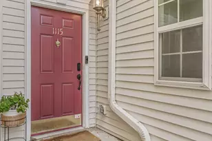 1115 Balsam Dr, New Windsor, NY 12553 - Photo 4