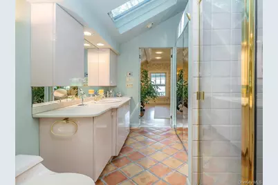 291 Prospect Avenue, Sea Cliff, NY 11579 - Photo 30
