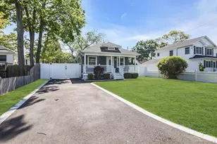 87 Willett Ave, Sayville, NY 11782 - Photo 2