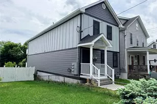 268 Carpenter Ave, Newburgh, NY 12550 - Photo 2