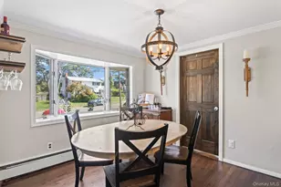 14 Mountain St, Ronkonkoma, NY 11779 - Photo 10