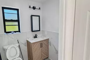 91-38 Springfield Blvd, Queens Village, NY 11428 - Photo 10