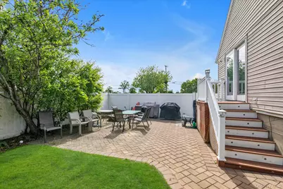 2464 Horace Court, Bellmore, NY 11710 - Photo 20