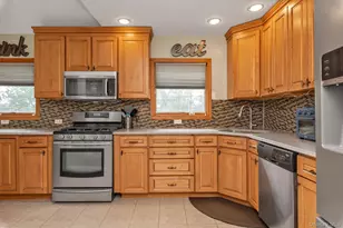 2464 Horace Ct, Bellmore, NY 11710 - Photo 6