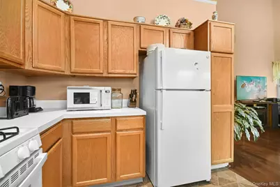 81 Sprucewood Boulevard, Central Islip, NY 11722 - Photo 10