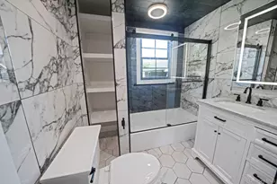 11 Lakewood Ave, Ronkonkoma, NY 11779 - Photo 18