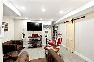 709 Logan Ave, Bronx, NY 10465 - Photo 18