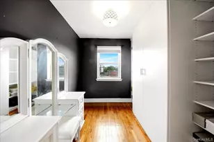 709 Logan Ave, Bronx, NY 10465 - Photo 14