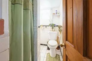3219 Fenton Ave, Bronx, NY 10469 - Photo 20