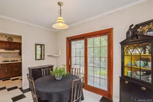 4 May Ct, West Hempstead, NY 11552 - Photo 18