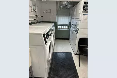 250 North Broadway North #2E, Yonkers, NY 10701 - Photo 6