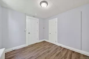 90 Montgomery St, Middletown, NY 10940 - Photo 12