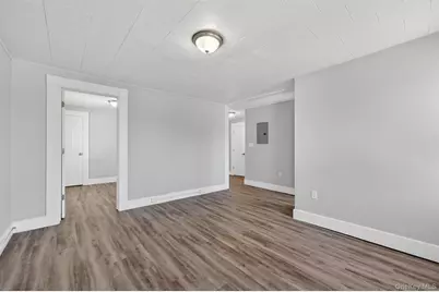 90 Montgomery Street #Upper, Middletown, NY 10940 - Photo 16