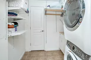 1927 Finch Ln, Central Islip, NY 11722 - Photo 12
