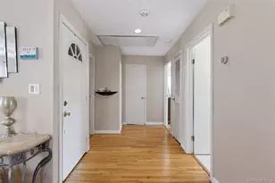 325 Glenbrook Ave, Yonkers, NY 10705 - Photo 10