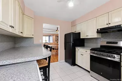 325 Glenbrook Avenue, Yonkers, NY 10705 - Photo 12