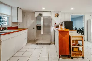 17 Mott St, Patchogue, NY 11772 - Photo 12