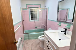 77-18 271st St, New Hyde Park, NY 11040 - Photo 2