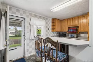 8 Cayuga Dr, Peekskill, NY 10566 - Photo 16