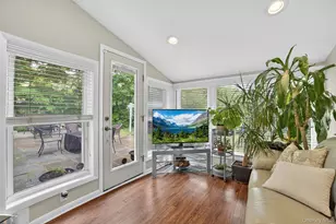 2834 Hedge St, Yorktown Heights, NY 10598 - Photo 10