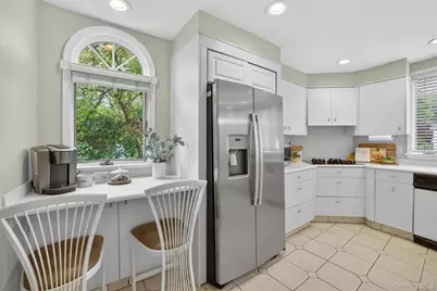 2834 Hedge Street, Yorktown Heights, NY 10598 - Photo 6